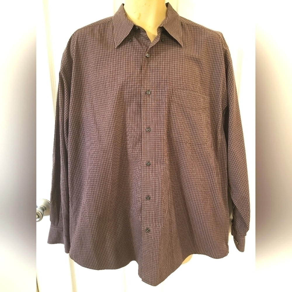 Dockers Stretch Button Down Shirt 97%  cotton